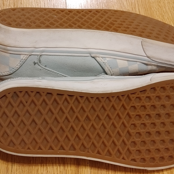 Vans - Picture 5 of 5